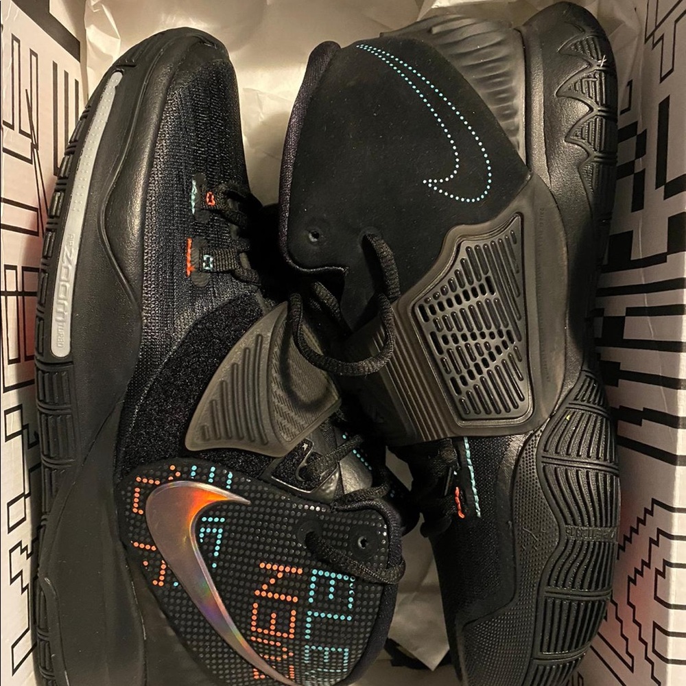 Kyrie 6 sneakers